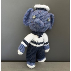 Eléphant amigurumi crochet...