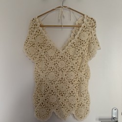 Top beige en crochet - FAIT...